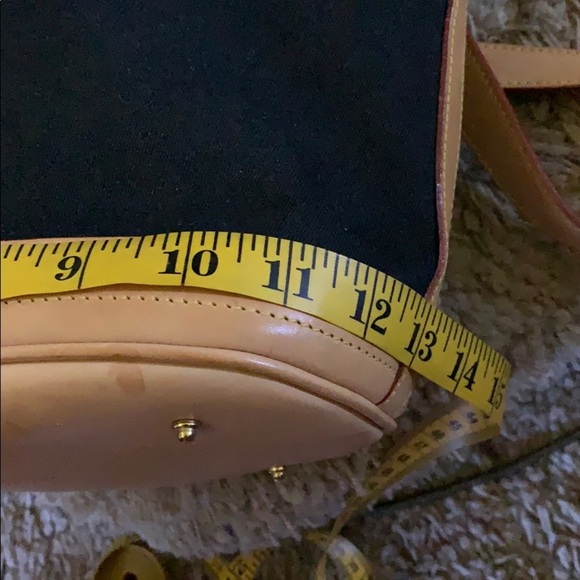 Gently Loved Dooney & Bourke Cabriolet Tote Bag - Picture 13 of 14